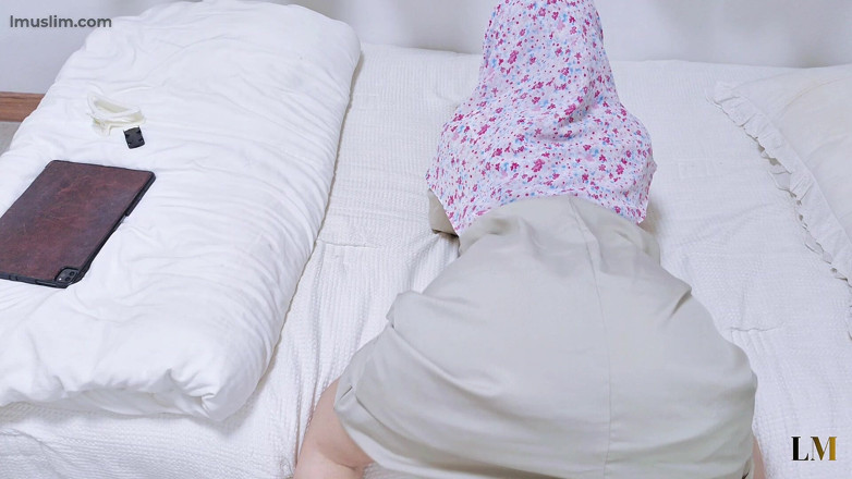 LittleMuslim: POV: Your Shy Hijabi Crush Ask You to Record Her...