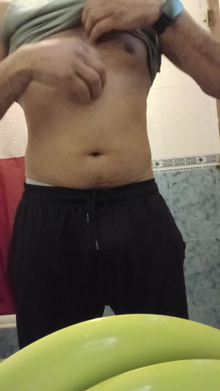 Boy top Amador: I Woke up with a Strong Urge and Made a...
