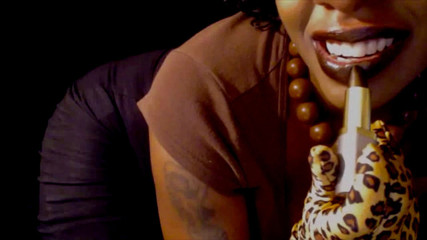 The Goddess Simone: Ruj de ciocolată tachinează pula