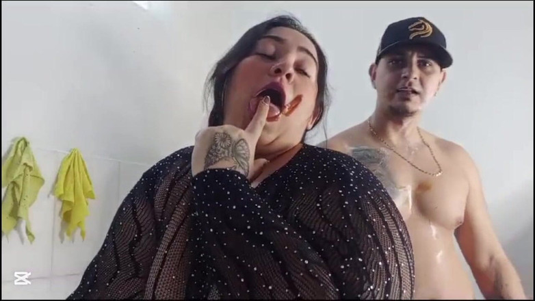 DimitryOfficial: La Mia Matrigna Arrapata Mi Succhia Il Cazzo E Poi...