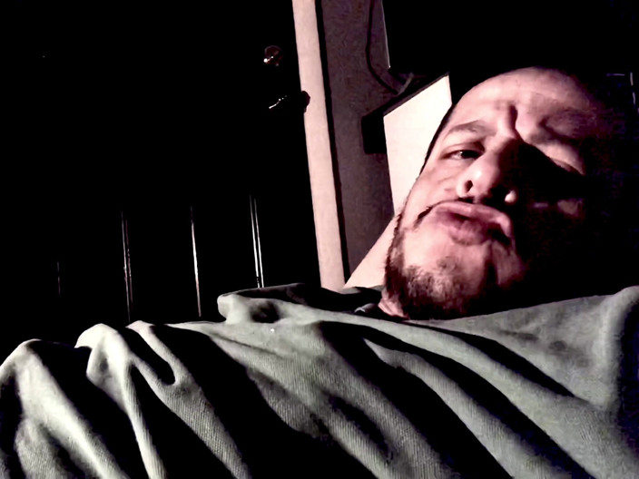 MisterFreak25: Fat Cock, Brown Pussy Hole and Green Shirt