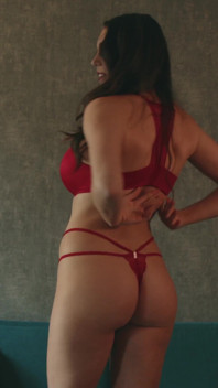 La calda milf domiis nuda con lingerie prova a haul parte 1.