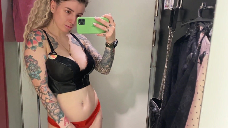 Barbietatoo1: How do you like my outfit? I'm standing in the...
