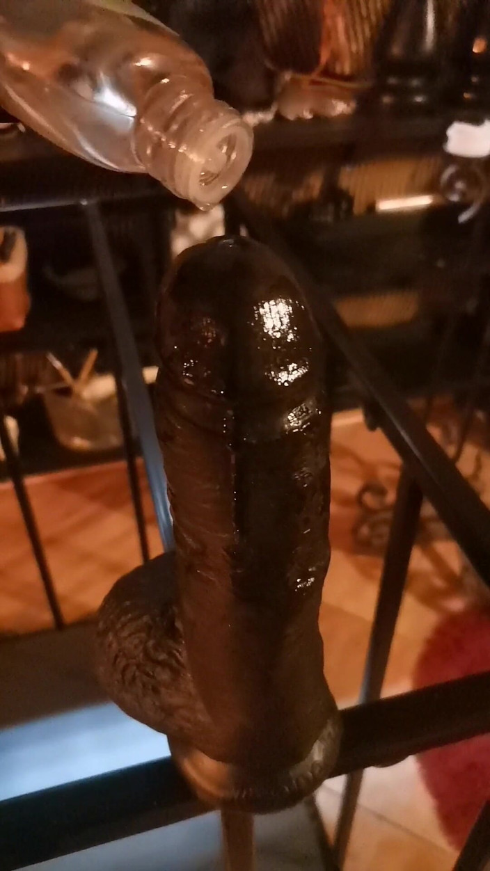 Darkangelic: Mainan hitam besar