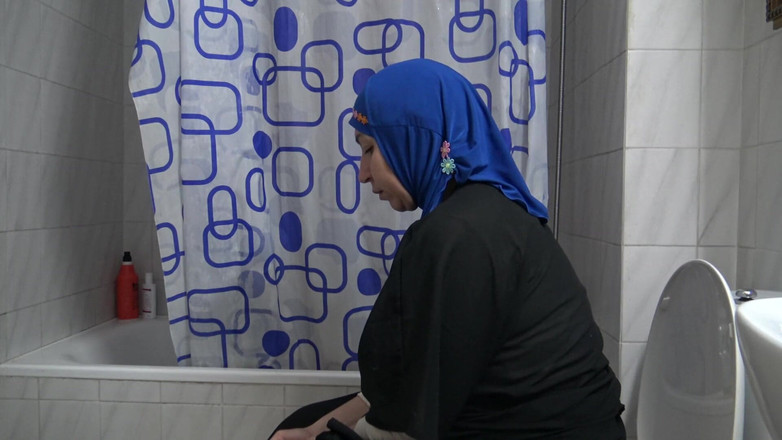 Souzan Halabi: Muslimská žena je v šoku!! Náhodně uvidí mého velkého ptáka!