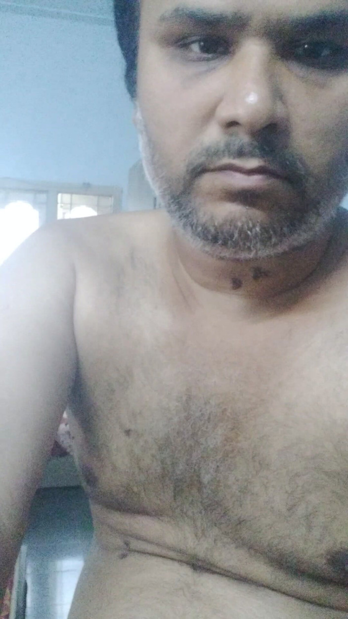 Nani Top: Polla peluda completa sin follar ...