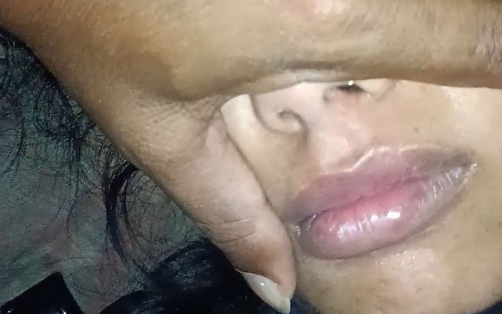 Queen4desi: 집에서 내 여동생의 친구, 보지를 먹는 섹시한 예쁜 소녀의 영광 - Queen4desi