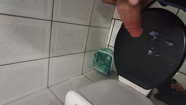 Virtual ToyBoy: Tasty Cumshot