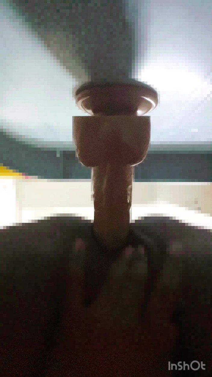 Nauty Girlz: Gibt es einen jungen, der mich ficken will?