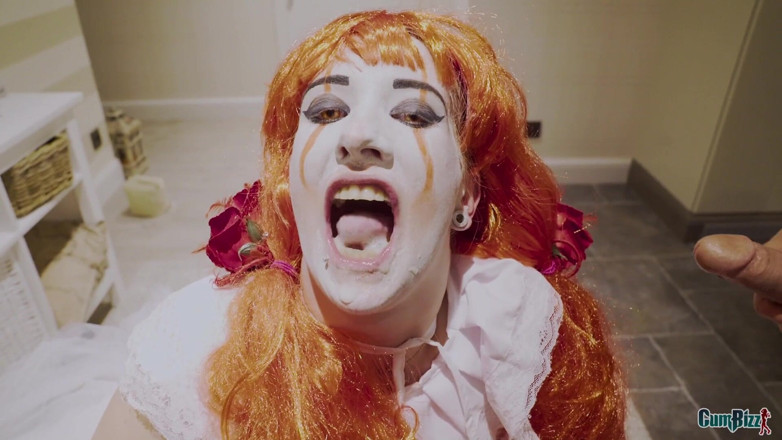 Cumbizz: Chú hề Hà Lan cumslut Halloween