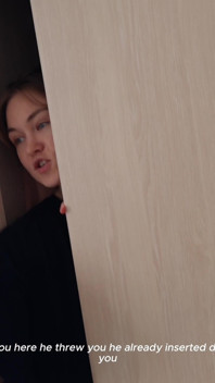 La ragazza sporca Sasha Paige e la MILF sexy Kitty Li succhiano sperma dal culo e scopano forte sul set del porno anale!