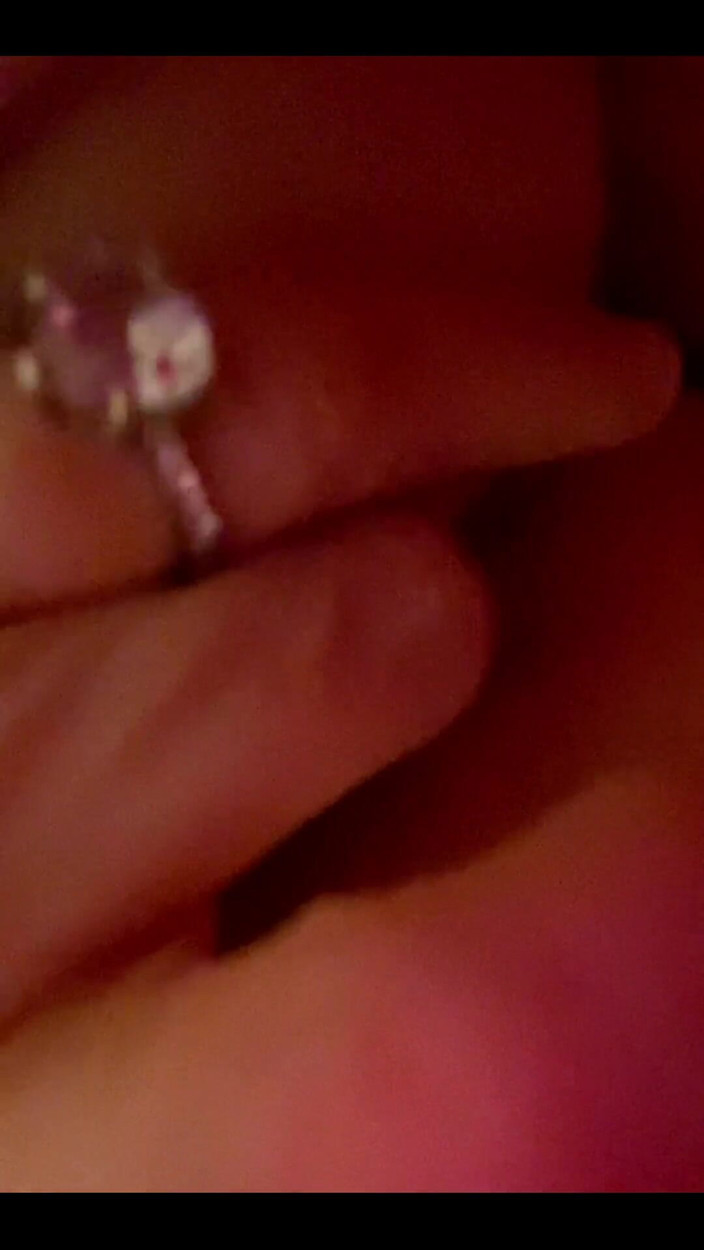 Loula Lou: Willst du kommen, meinen engen arsch ficken ??