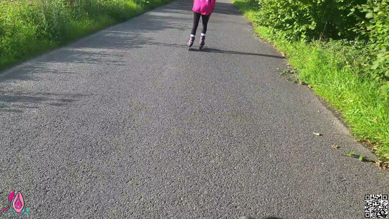 Litclit69: Remote Controlled Vibrator While Exercising in Public Ends with Hot...