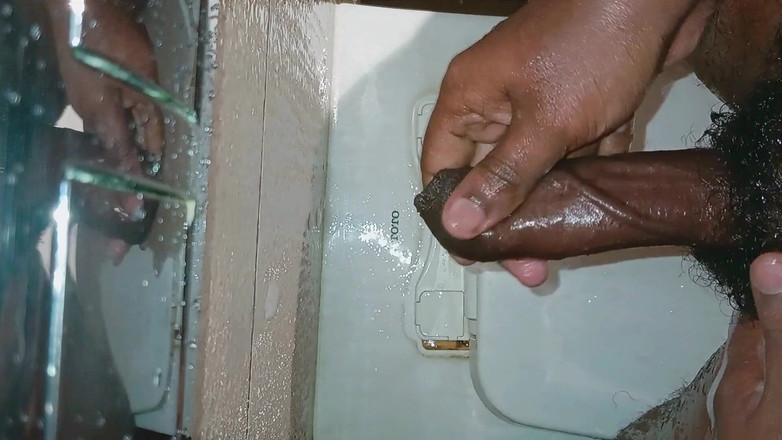 rahuman: アメリカン・ジョックがアジア系ゲイロマンス音声で感情的+ムラムラする - 15分間激しい射精