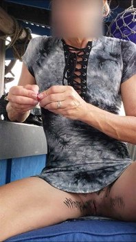 Spread Open and Cumming in Public