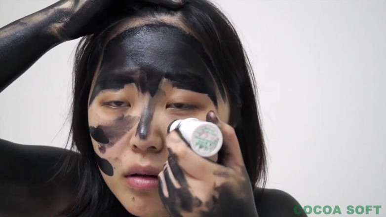 Cocoa Soft: Black color on my Asian skin and masturbation
