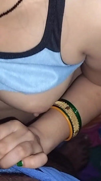 Ragazza indiana desi scopa con il suo ragazzo, xmaster,Xvideos, xmaster video porno gratis, video porno indiano,