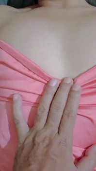 Cindo Gemoy - Regina durft grappen te maken met de massagetherapeut - massage grap