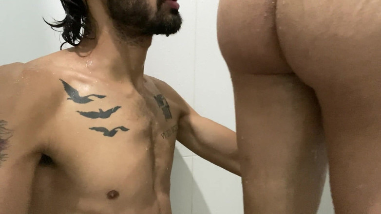 Leandro e Asafe: Активний показує, як смоктати пасивний член