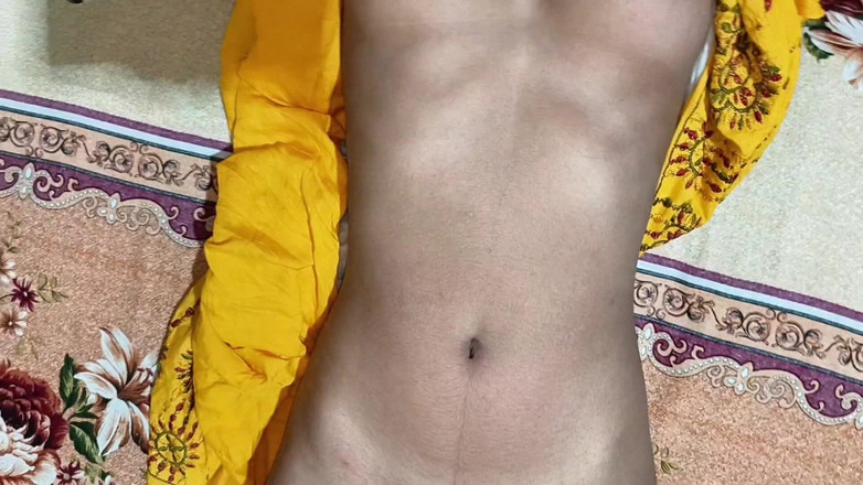 Bithi69gril: Seks kali pertama dengan teman lelaki, seks baru yang menyakitkan...