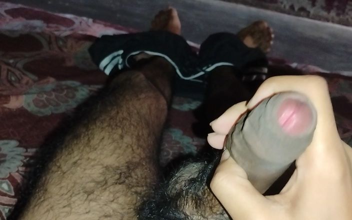 BakedFoxx: चमड़ी का क्लोजअप और क्लोज में सख्त लंड शो बनाना