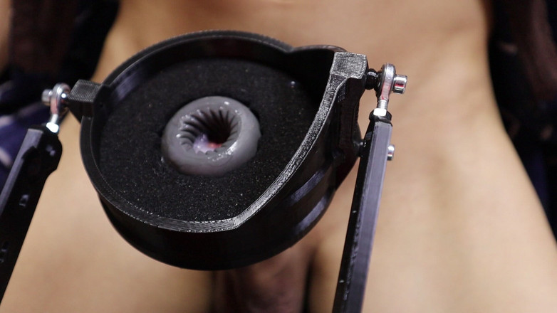 SEXY_GUYBEST: जोरदार हस्तमैथुन और तीव्र चरमसुख के लिए एक नई बंधन वर्चस्व दब्बू माचो मशीन का परीक्षण!