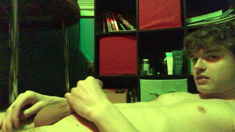 Niko Springs: Niko spuszcza się ostro po długim dniu w pracy