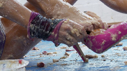 Pervy Studio: पसंदीदा डेसर्ट (भोजन और पैरों की किस्म)