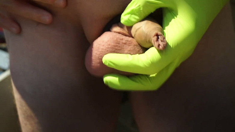 Wichskumpel: 자지와 고무 장갑으로 내 작은 자지를 떨게 (불행히도 때때로 흐려짐)