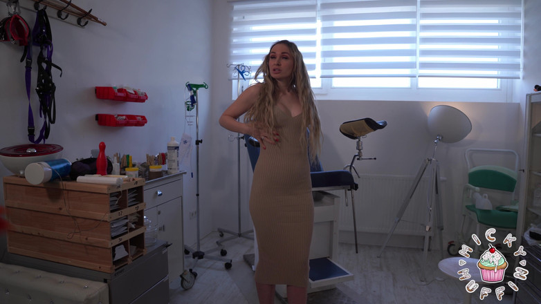 Micky Muffin Studio: Creampie Dan Bukannya Ujian Smear