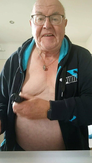 Karlchengeil: Penjagaan kulit pada waktu pagi