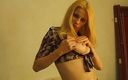 Flash Model Amateurs: Busty blonde girl in erotic solo scene