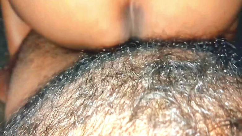 Urmila: Indiano marido amigo fode duro sua esposa