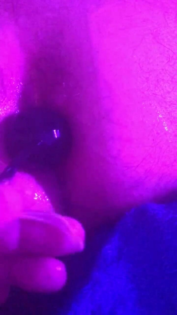 The newhere: Palle dentro