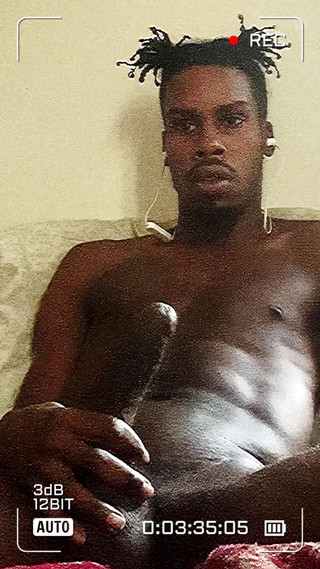 Prettyboy J: Esta nuez era dorada