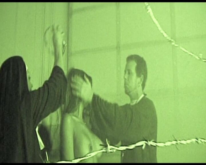 Dirty old moviez: 뜨거운 MILF 쓰리섬과 열정적인 음부 구강