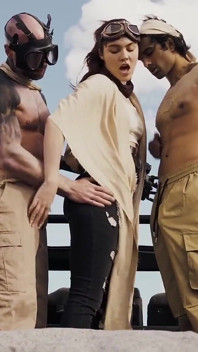 Freya Parker Dikongkek Berganda Dalam Trak Pikap - Furiosa Porn Cosplay Parodi