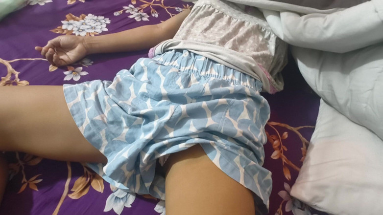 rhdhudhdhd: Je fais son massage sexy desi, nouveau couple bangladais, vidéo...