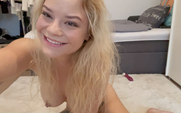 Casting66: Double Penetration with a Hot Blonde Teen with Big Tits!