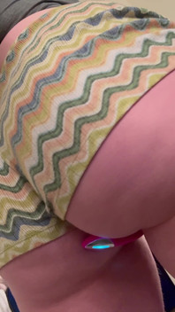 Twerking Nympho Play with My Lovense on Webcam