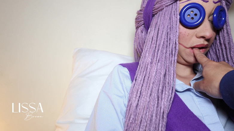 Lissa Brown: Koupili jste si novou hadrovou panenku do postele