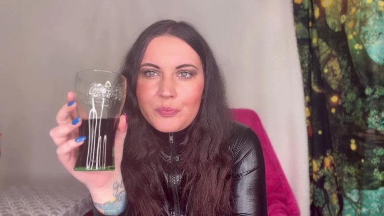 MissFFW: Bayan ffw yeni yılda geğiriyor