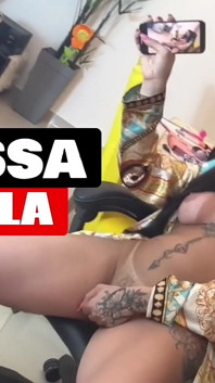 Shemale Vanessa Rafaella - Masturbation