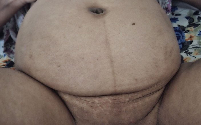 Rose candy: मेरी सौतेली मम्मी के साथ सेक्स