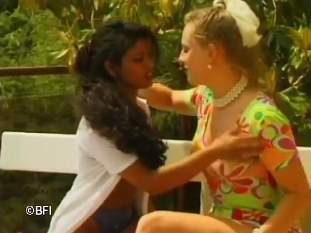Bizzar hardcore party: Lesbian woman teaches young how to eat pussy right.