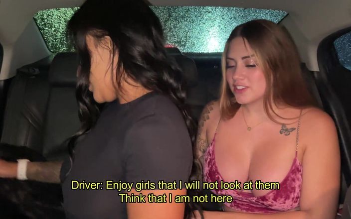 Sara Blonde: Lesben werden geil in einem Uber und dann ficken zu...