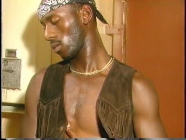 Gays Case: Young angelic white boy swallows black queen's dork between the...