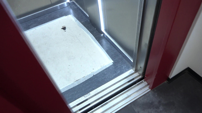 German Amateur Desire - ORRANGE MEDIA: Dikongkek begitu keras, katil rosak