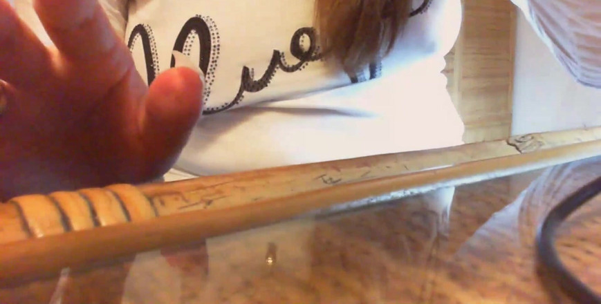 Nicoletta Embassi: Video Asmr Long Nails - Tangan Seksi Dan Kuku