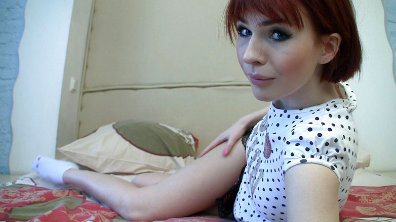 Dirty fantasy: 내 문신을 한 의붓여친은 귀여운 캠걸